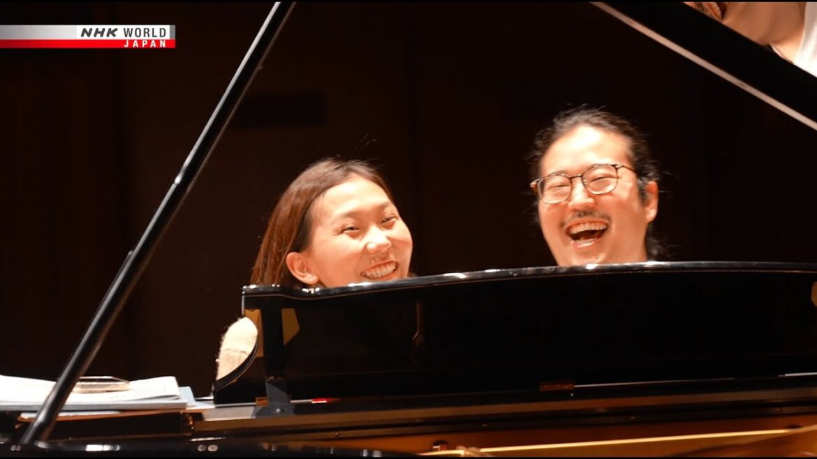 Four hands, two minds, one goalーNHK WORLD-JAPAN NEWS