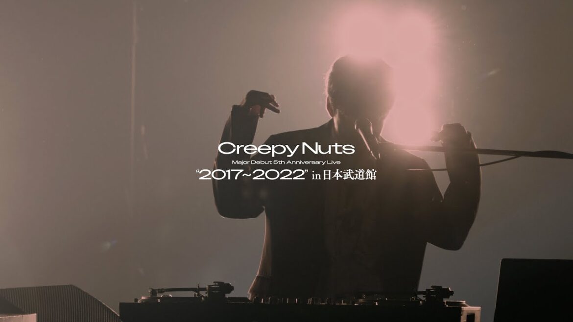 Creepy Nuts – メジャーデビュー指南 (Live at 日本武道館)