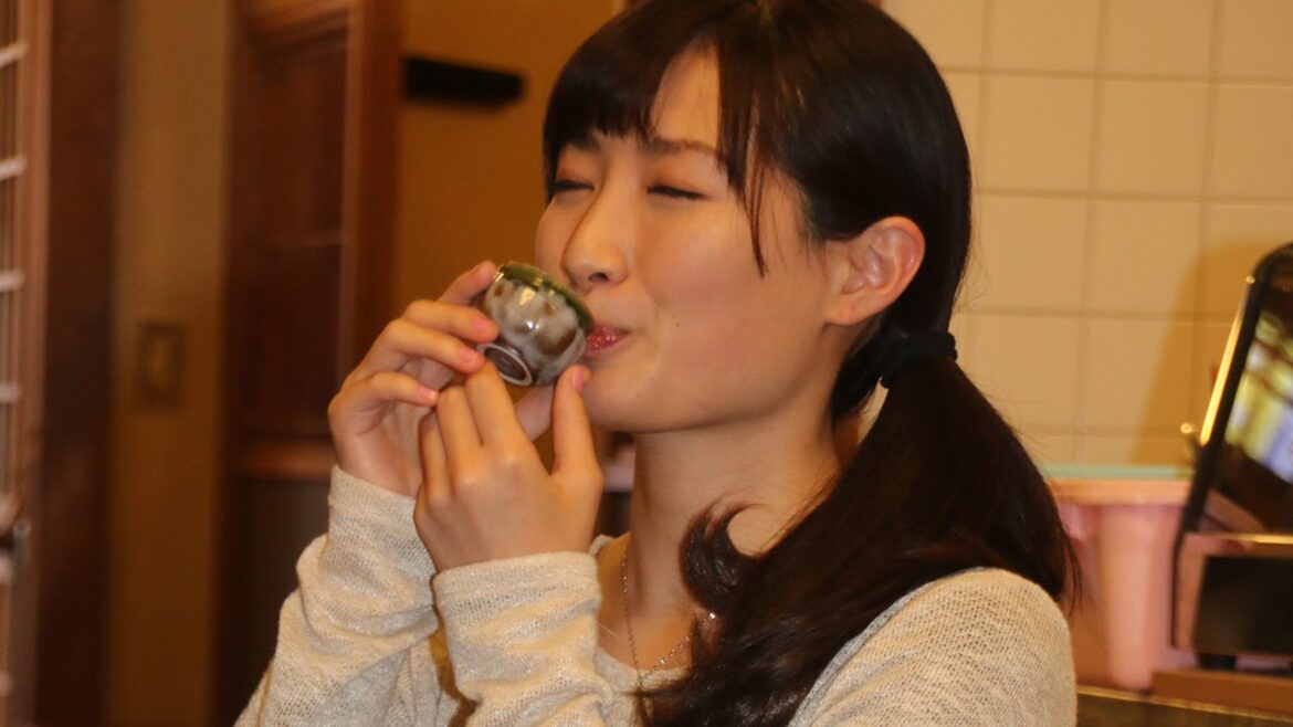 武田梨奈「プシュー」で流行語大賞狙う? ドラマ「ワカコ酒」制作発表会見(3)
