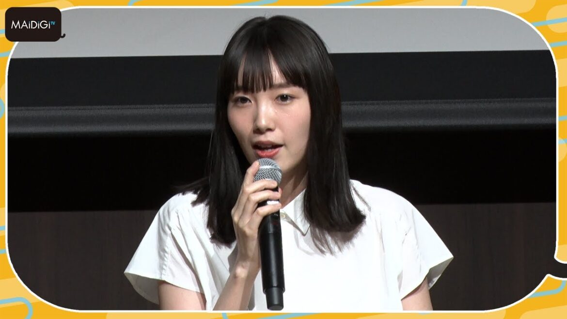 【ドラマ「何曜日に生まれたの」会見】飯豊まりえ、野島伸司の脚本に刺激「野島さんの書かれる言葉って魔法みたい」