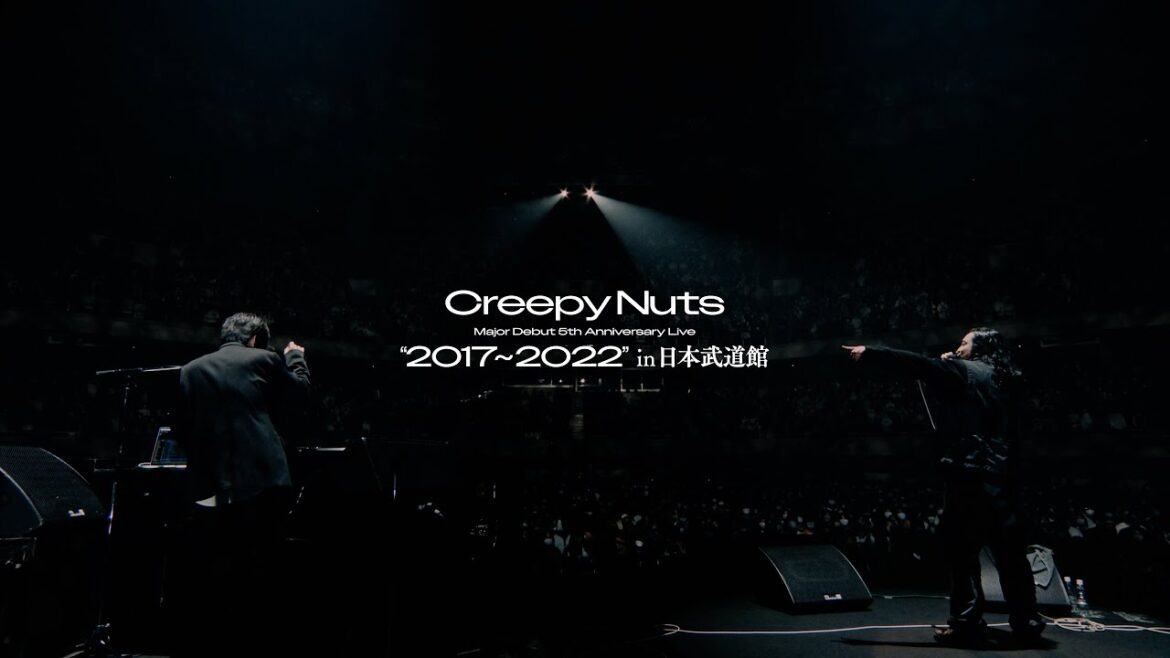 Creepy Nuts – 土産話 (Live at 日本武道館)
