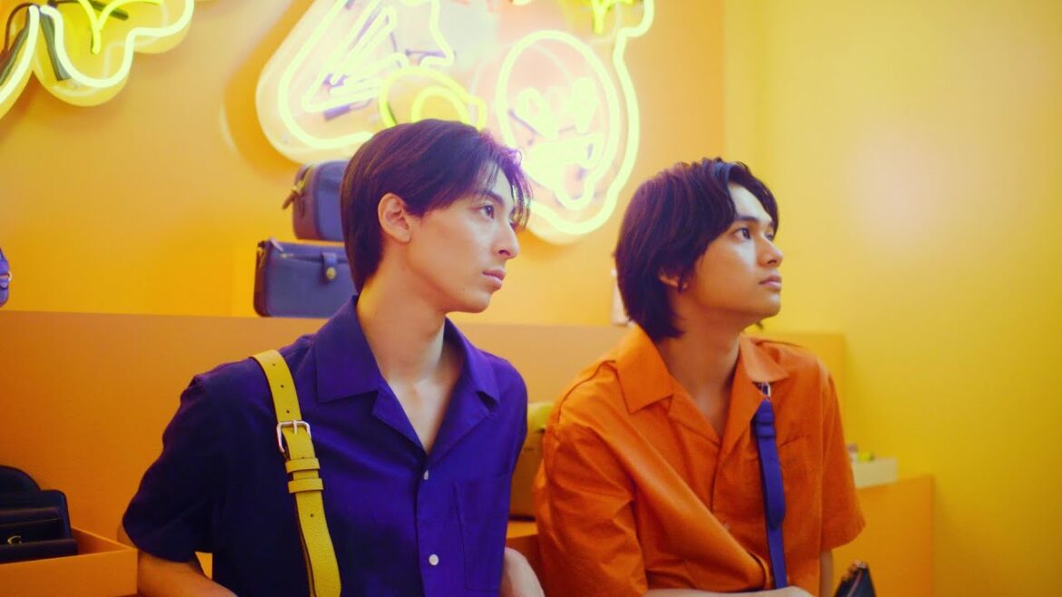 COACHのリンクコーデで楽しむ最新ショッピング体験
