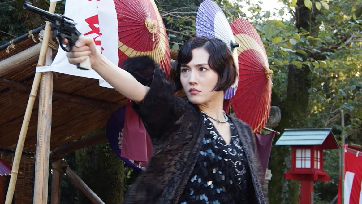 綾瀬はるか、長谷川博己、SixTONESジェシーら豪華共演 映画「リボルバー・リリー」特別映像