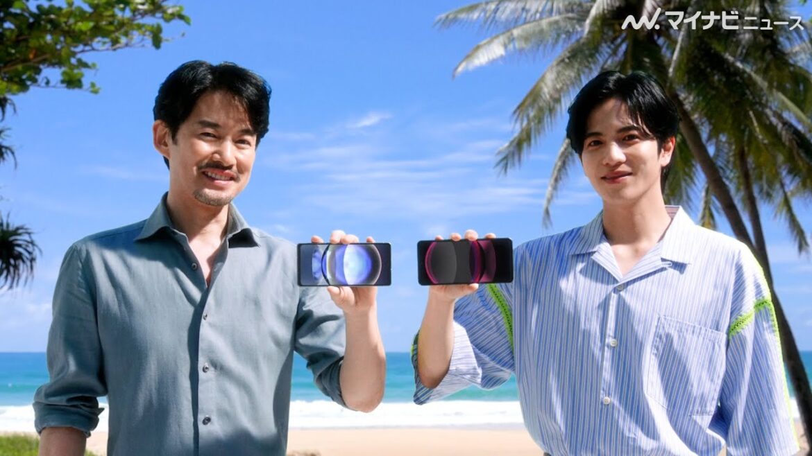 志尊淳、優しい口調で竹野内豊にツッコミ?青空に映える笑顔が眩しい! SHARP スマートフォン「AQUOS」新WebCM公開