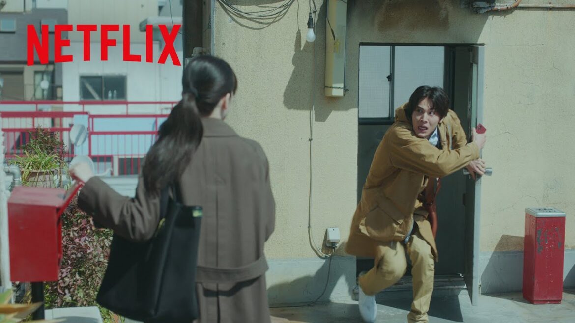 尾行が下手すぎる真二(中川大志)| 御手洗家、炎上する | Netflix Japan