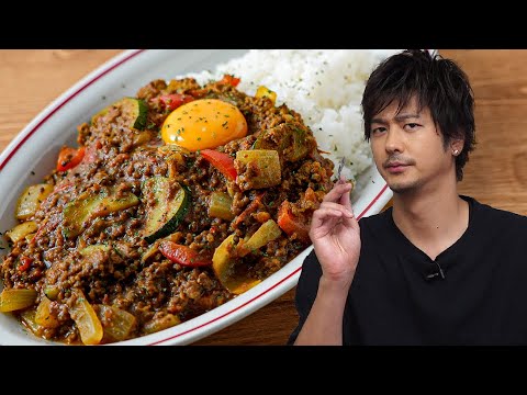 【コク旨いカレー!】たまにはキーマカレーもありかも!夏野菜たっぷりが嬉しい一品!