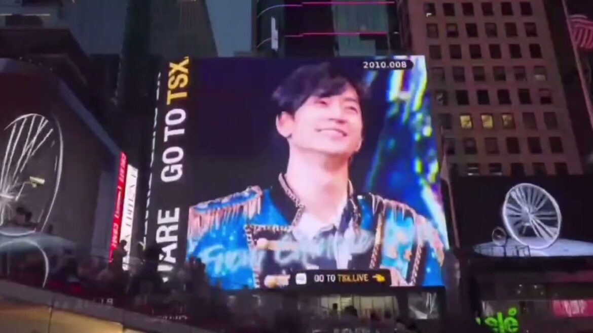 Celebrate 中島裕翔’s 30th birthday on NYC Times Square