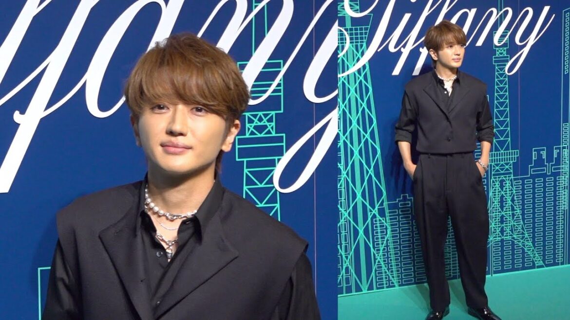 Nissy、大人の色気全開コーデで登場 ティファニーに負けない輝きの笑顔で魅了 『ティファニー表参道』オープニングイベント