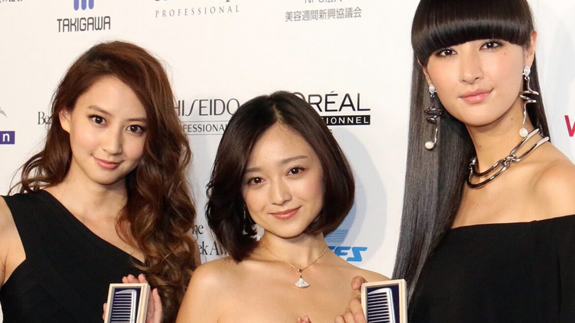 河北麻友子、小さい頃から髪に自信!「とにかく保湿」「The Beauty Week Award 2015」授賞式 会見1 #Mayuko Kawakita #Press conference