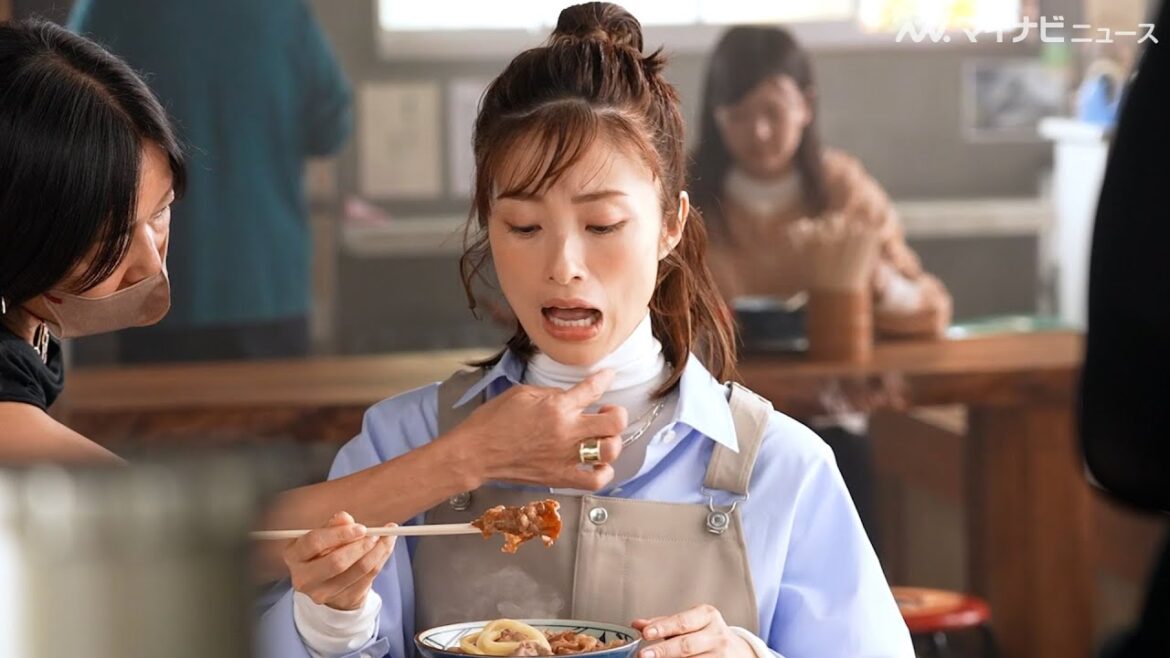 上戸彩、ハプニングが起きた時のリアクションも可愛い!うどんを頬張る姿を見ているとお腹が空いちゃう〜 「丸亀製麺」新CM&メイキング映像公開