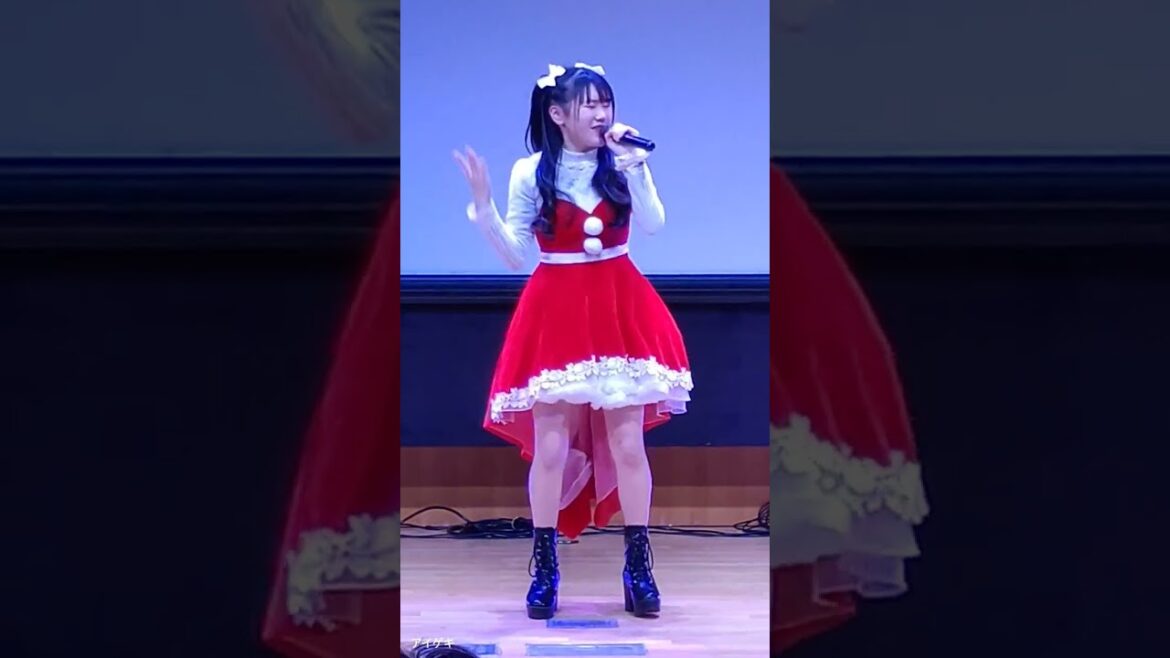美少女のパワフルな歌声にギャップ萌え💞高田詩織ちゃんが鬼滅の刃OPの残響散歌をカバー🎤クリスマスイブ🎄サンタコス🎅フルバージョンは説明欄から👉✨