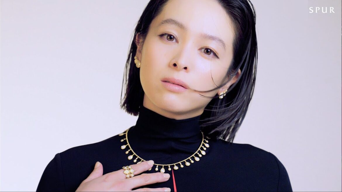 BOUCHERON 清野菜名のウィッシュ・リスト ブシュロンと過ごすホリデー