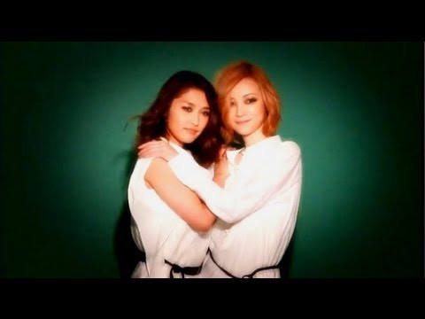ABCHO(石川梨華&吉澤ひとみ) 目をとじてギュッしよ PV Clip + Official PV Link