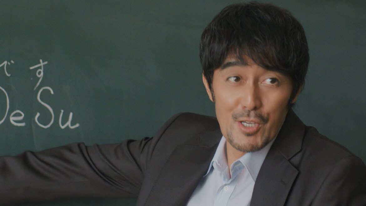阿部寛、教師役熱演 まるでドラマのワンシーン!? QTnet新CM「九州の新常識シリーズ」