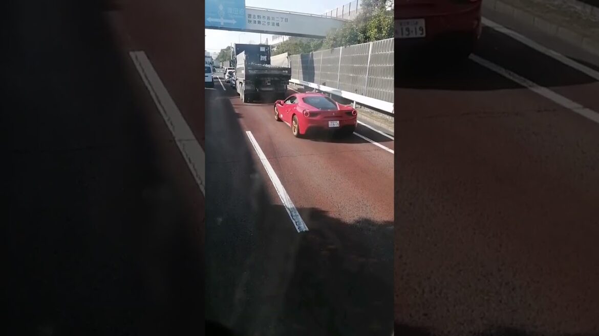 【人生で最も貴重な瞬間】北川景子の運転するフェラーリに遭遇してしまった…