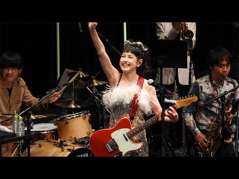 T2- 【ライブレポート】岸谷香、40周年イヤーを華々しくスタート