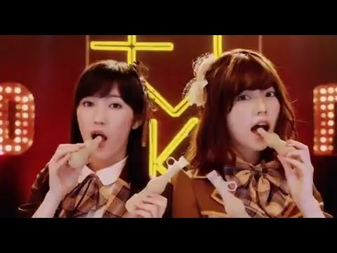 渡辺麻友や島崎遥香らが、パピコを「くわえるシーン」まとめ “まりり”塚本まり子 CM「パピコ大人 AKB48 登場」篇 『教えて Mommy』