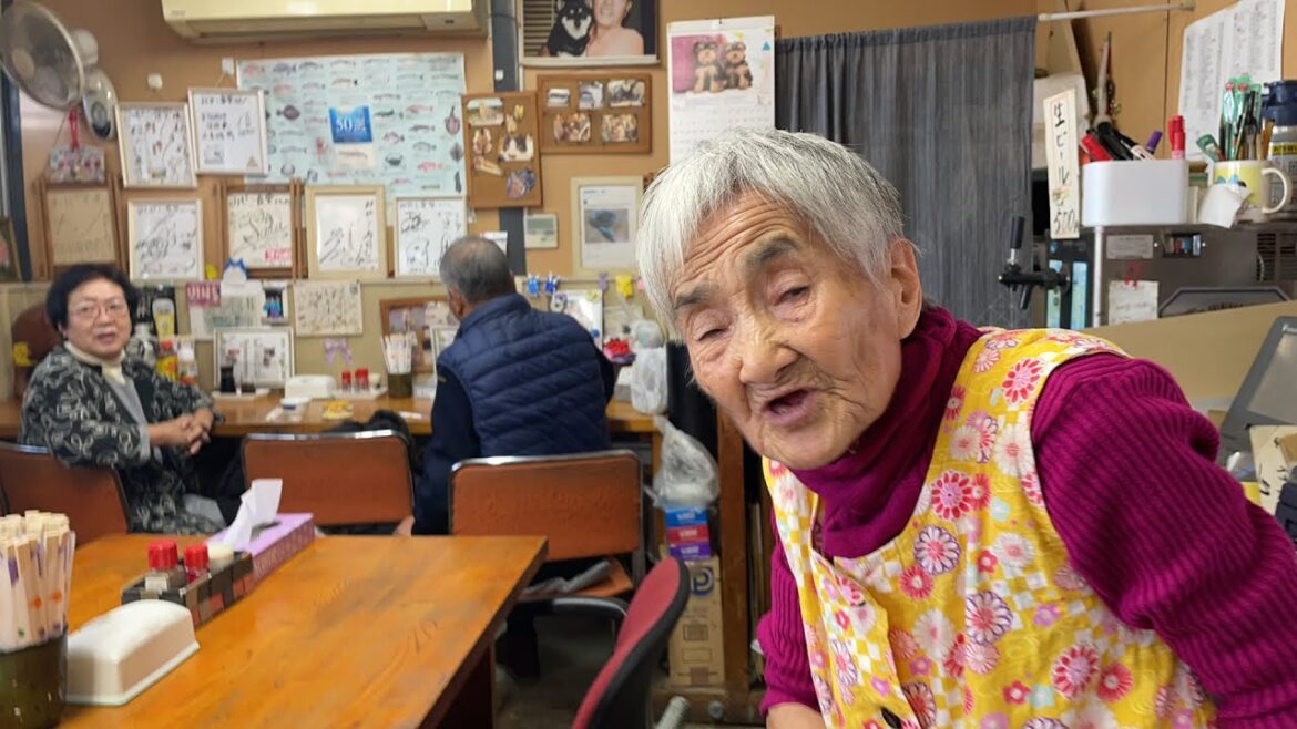 おばちゃん81歳の誕生日!みやこ寿司1/21今日も二人元気に営業中!爆笑まかないタイムも特別公開!