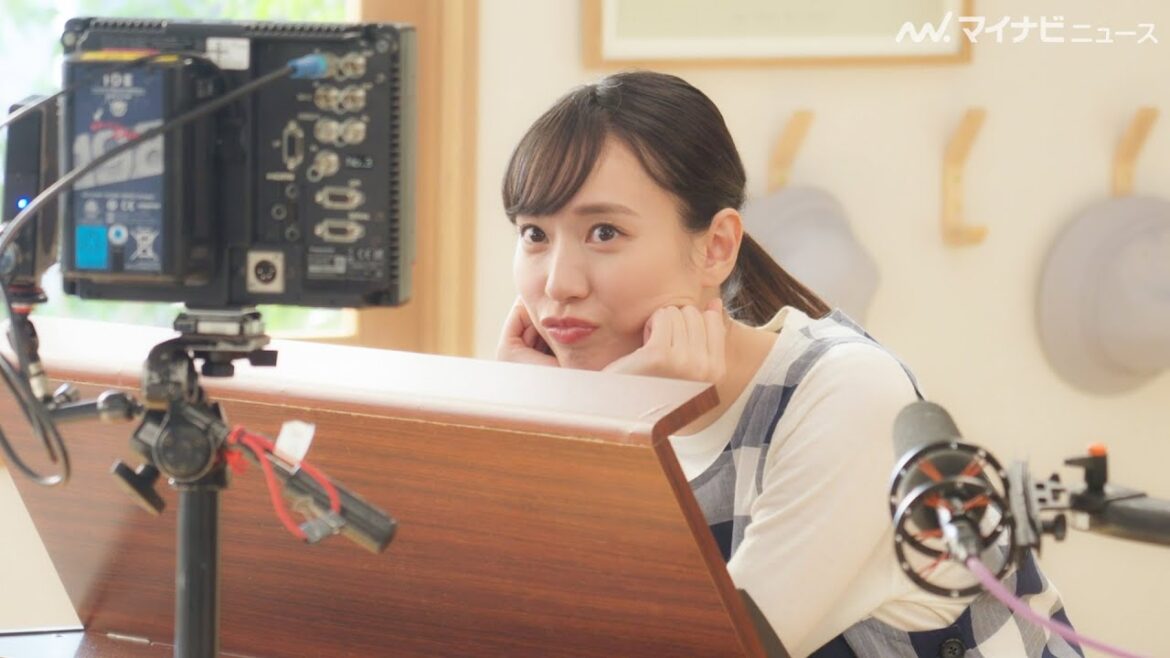 戸田恵梨香、待っている間の可愛すぎる表情に注目!園児たちと“手遊び”する様子にほっこり「NURO 光」新CM&メイキング公開