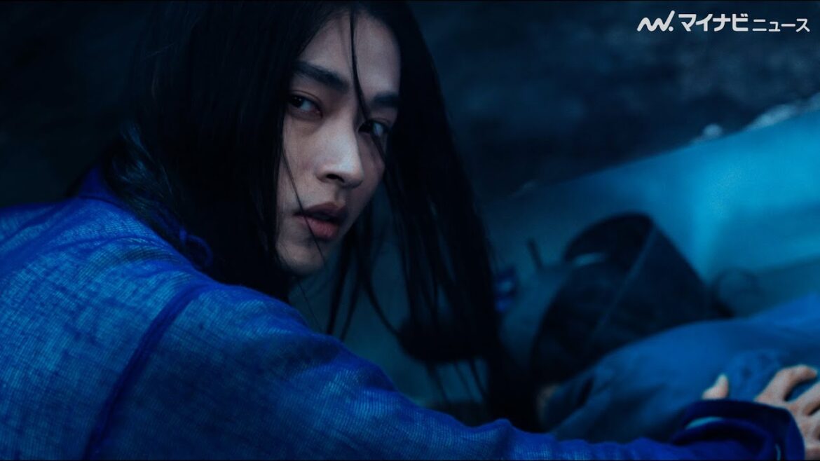 山崎賢人、長髪姿が美しい… 村上虹郎・板垣李光人ら豪華キャストが集結!映画『陰陽師 0』本予告映像公開