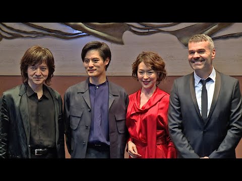 岡本健一、「うれしかった」と笑顔 息子・圭人からプレゼント(舞台「La Mère 母」「Le Fils 息子」製作発表会/若村麻由美 岡本圭人 岡本健一)