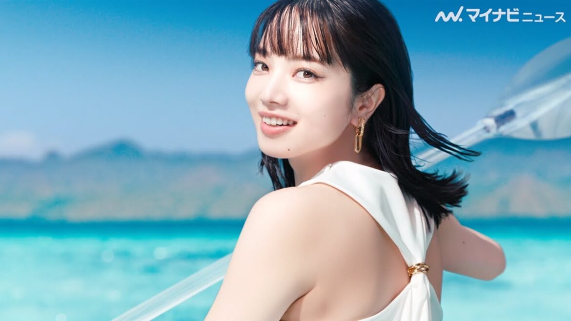 小松菜奈、透明感抜群の美背中を披露 楽曲はimaseの新曲「Shine Out」 資生堂アネッサ新CM&新WEB動画