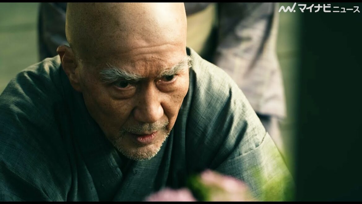 役所広司&内野聖陽ら、豪華俳優陣が登場!城が崩れ爆発する迫力満点の映画『八犬伝』 特報公開