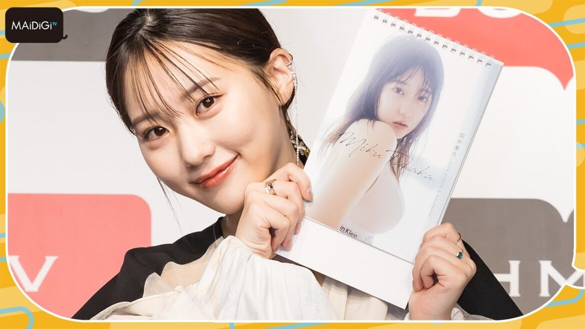 田中美久、ぬれ髪&カルバン・クライン カレンダーの“奇跡の一枚” 美ボディー披露