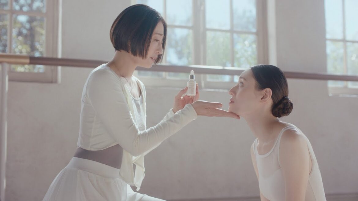【チェルラー ホワイト】TVCM「美白鳥の湖」篇 30秒 /松雪泰子さん・栗山千明さん