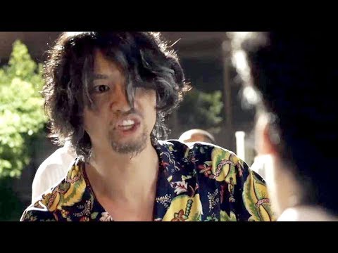 伝説の童貞魔法使い斎藤工が前野朋哉に吠える/映画『魔法少年☆ワイルドバージン』メイキング特報