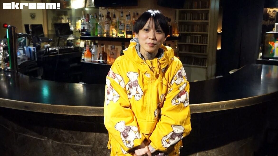 木下百花、”素っ裸の木下百花をお聴きいただけると思う” 1stフル・アルバム『家出』リリース―Skream!動画メッセージ