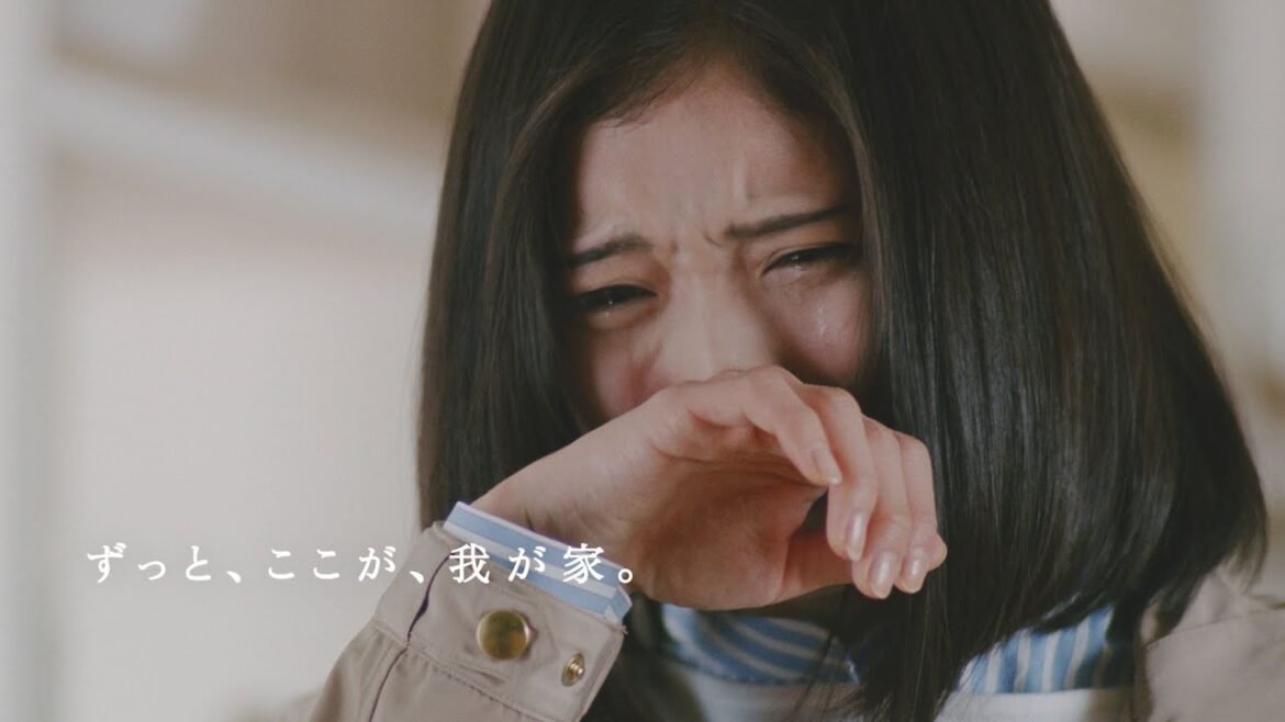 松岡茉優、渾身の号泣演技 CMソングはEXILE・ATSUSHIによる中島みゆき「糸」カバー トヨタホームCM「旅立ち」篇
