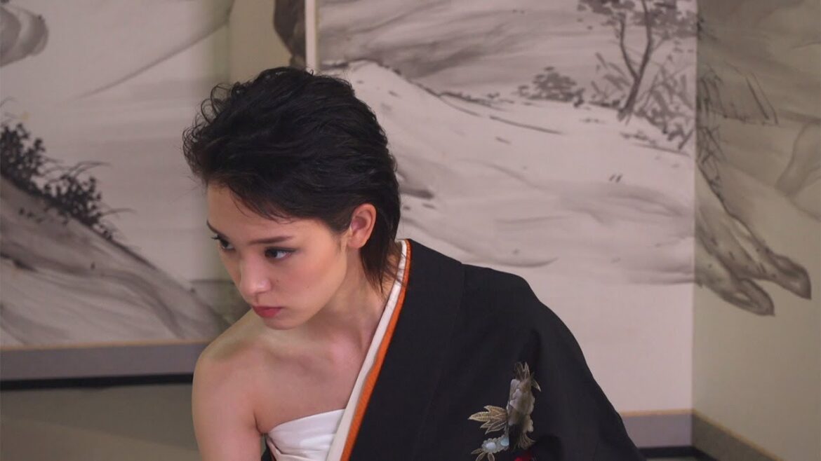 剛力彩芽、哀川翔主演映画でマドンナに 演歌歌手姿も披露 映画「新 デコトラのシュウ 鷲」予告編が公開