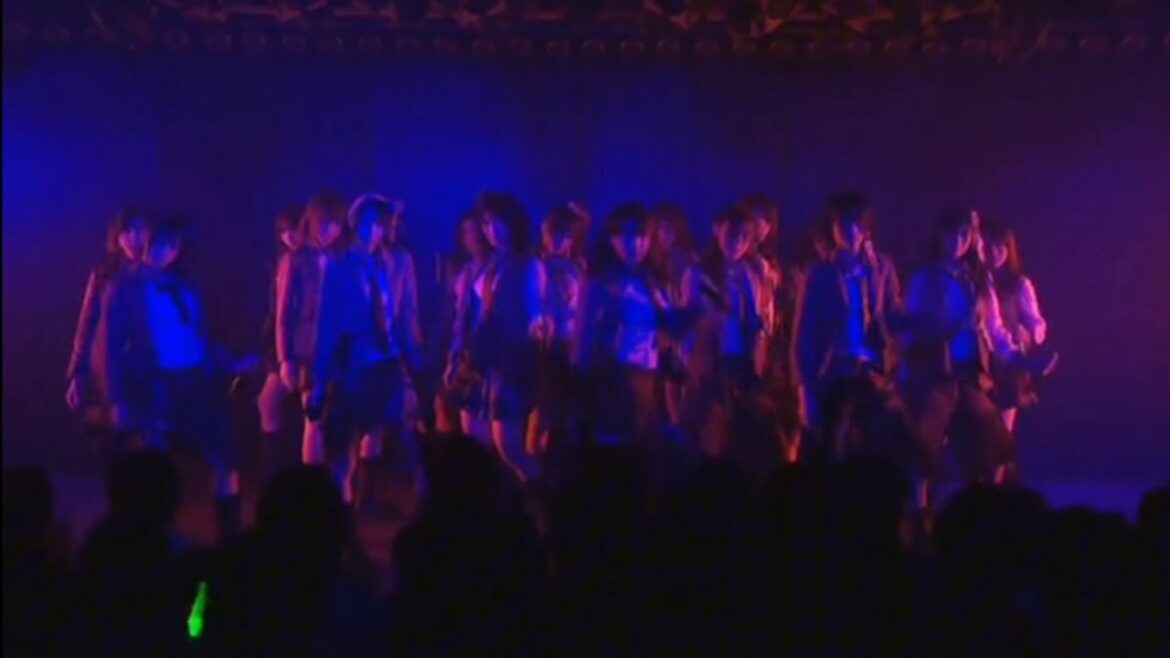 AKB48 team K マンモス (Mammoth) チームK 4th Stage 最終ベルが鳴る (Saishuu Bell ga Naru)