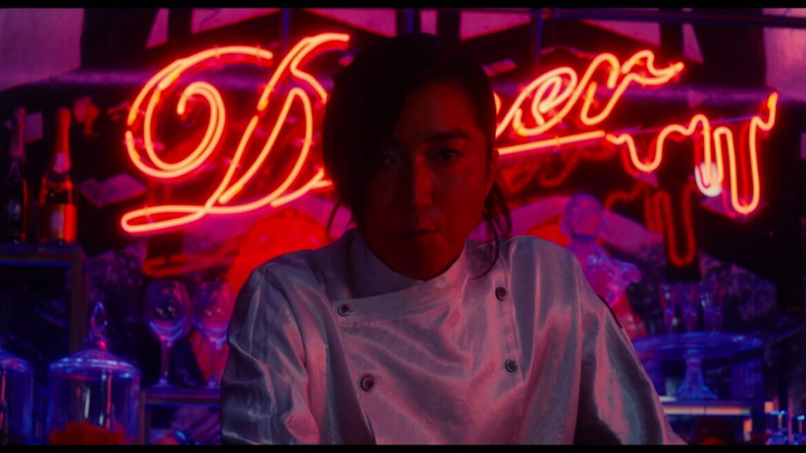 藤原竜也、顔を便器に押しつけ…『Diner ダイナー』ドS最狂映像