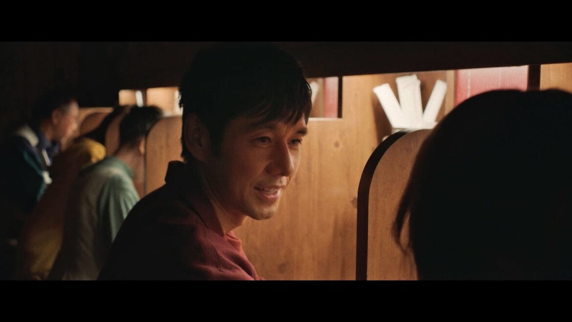 西島秀俊、有名ラーメン店で衝撃発言「殺人ロボットを作ってる…」 A24制作「サニー」本編映像