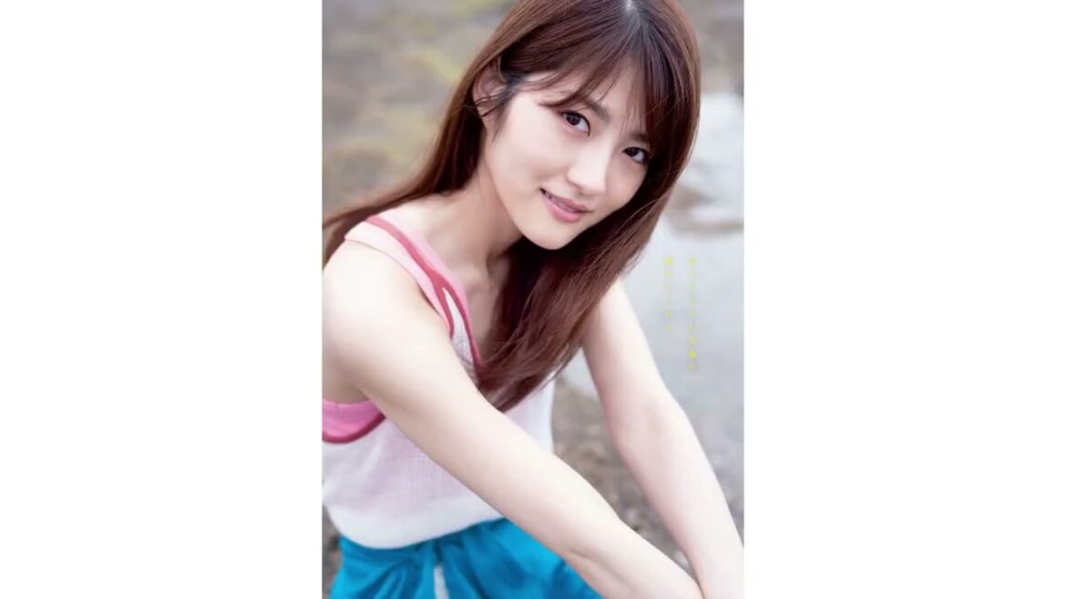 【乃木坂46】【若月佑美】写真集のスライドショー②