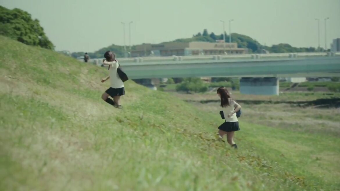 【東京Lily CM】寺田安裕香、菊池梨紗 主演