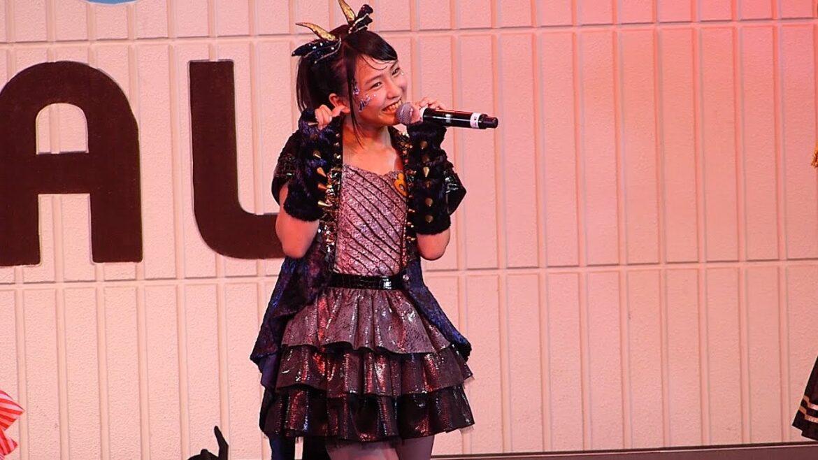 AKB48チーム8 関西メンバー(山田菜々美カメラ)⑧「恋するフォーチュンクッキー」@あべのキューズモール-2015.10.04