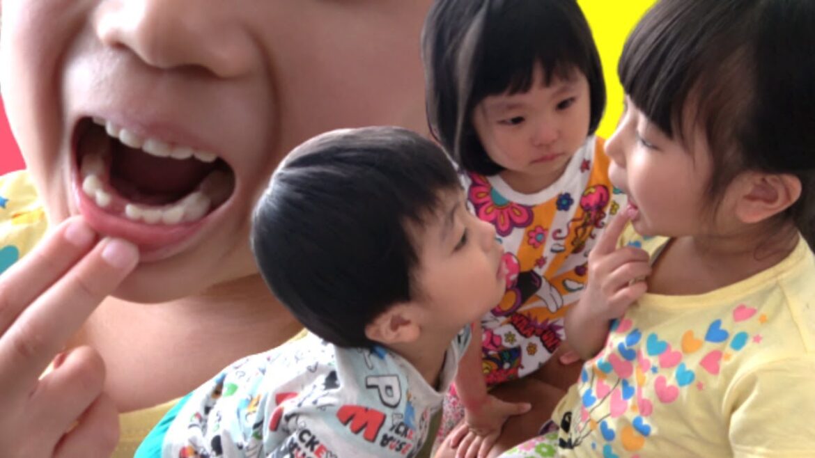 まりちゃん歯が抜けました♪ いずちゃんとみなくんがまりちゃんの大事な椅子に落書きしちゃったよ 謝ることが出来るかな? まりちゃんの反応は? 我が家の子供たちの成長記録 教育 しつけ