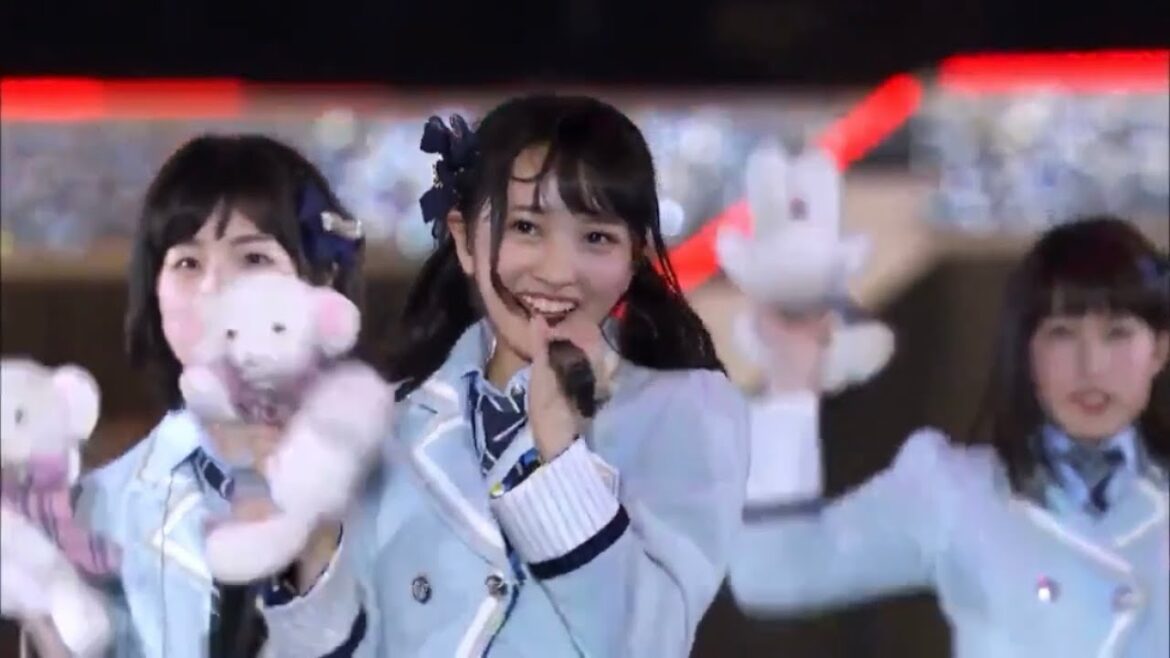 AKB48 – 女子高生はやめられない Joshikousei wa Yamerarenai ~ Young Members Zenkoku Tour 2015 (Mukaichi Mion)