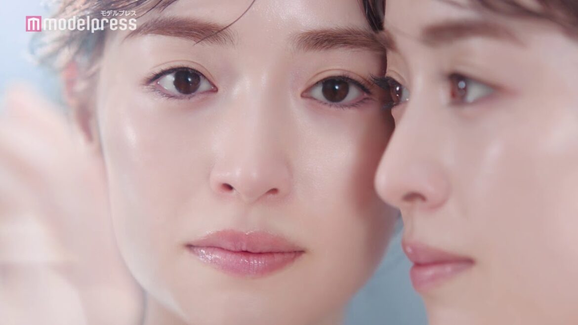 泉里香、ドアップで美肌際立つ 「アドライズ」新CM