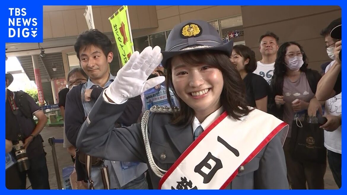 TBSテレビ篠原梨菜アナウンサー 1日警察署長(神奈川・港北警察署)「事故につながらない様な意識を」 きょう(21日)から秋の全国交通安全運動|TBS NEWS DIG