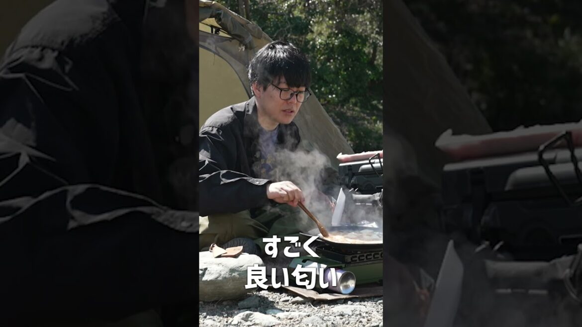 キャンプ芸人・阿諏訪泰義が大東駿介におもてなし!激うま“ラムスンドゥブ” #shorts