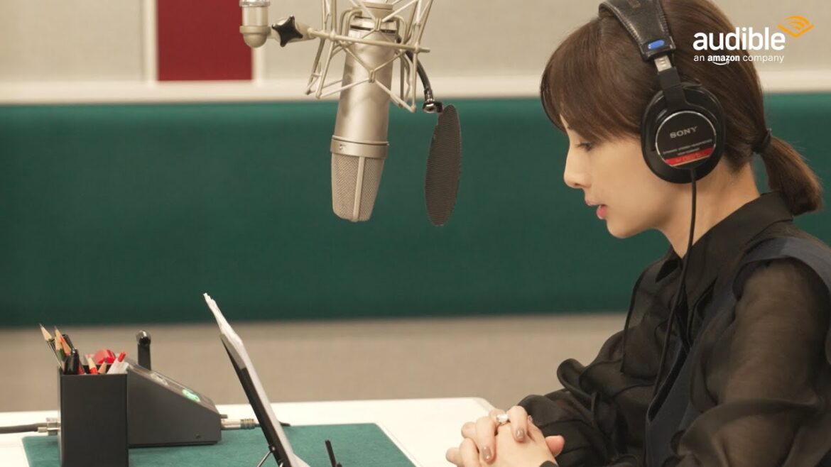 ドラマ版で主役を演じた北川景子さんが朗読。湊かなえさんの重厚なミステリー『落日』、AmazonのオーディオブックAudibleで独占配信中!