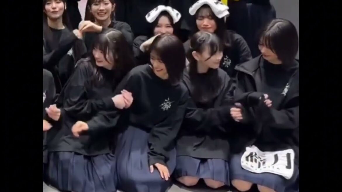 櫻坂46 山下瞳月 あいりちゃんとイチャつくかりんちゃんの事が気になるしーちゃん 藤吉夏鈴 谷口愛季 猫ミーム