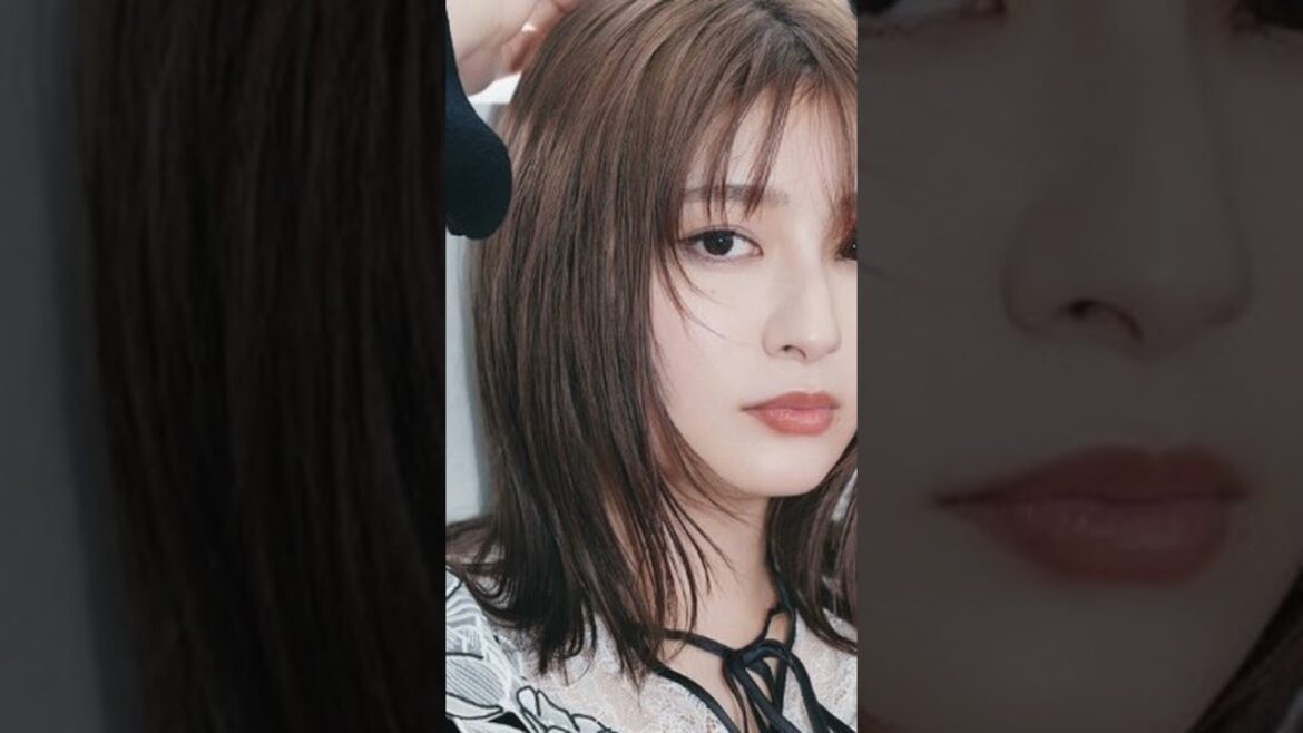 吉川愛が魅せる『SNIDEL』ホリデーコレクションの魅力とは