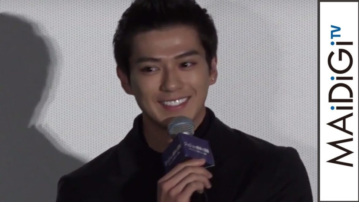 新田真剣佑のスタンドはお父さん?伊勢谷友介が“断言” 映画「ジョジョの奇妙な冒険 ダイヤモンドは砕けない 第一章」舞台あいさつ2