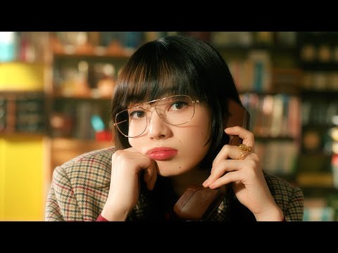 小松菜奈、「MYTREX」の新CMに出演(メイキング インタビュー)