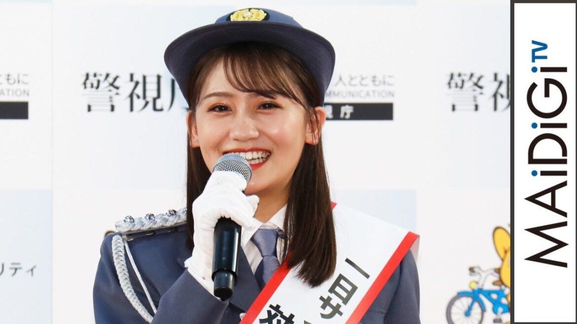 小嶋真子、本物の制服姿! ファン絶賛に照れ笑い 「気持ちがビシッ! 写真も撮りました」